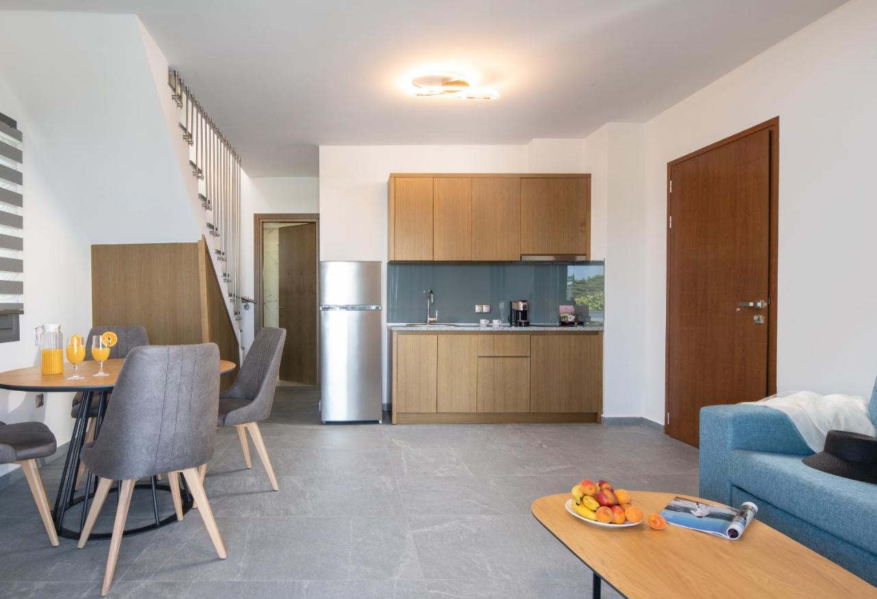 Terra Olivia Luxury Villas And Suites Paliouri Exterior photo
